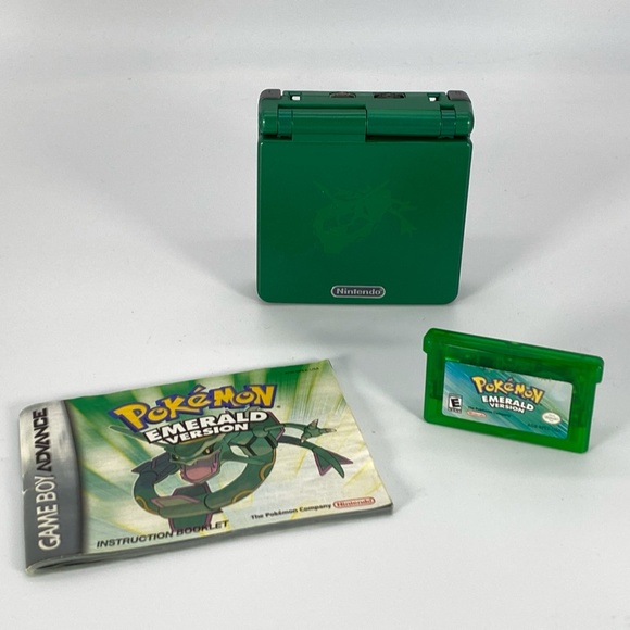 Pokemon Rayquaza Gameboy Advance + Pokemon Emerald - Picture 10 of 15